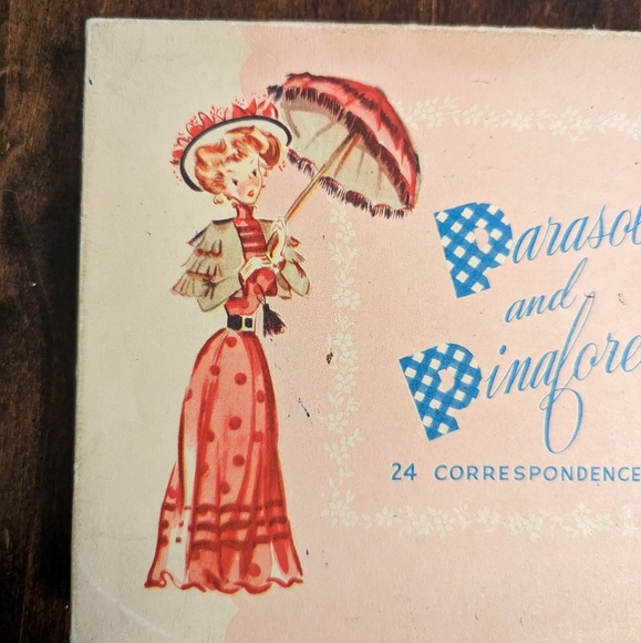 Parasols and Pinafores vintage cardboard box - Picture 3 of 6